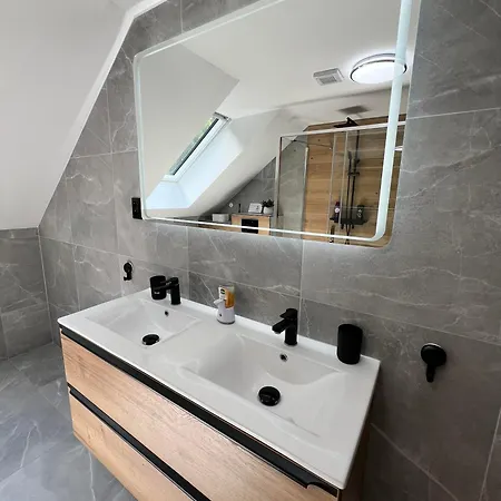 Apartament Elysian 1 Trenčín