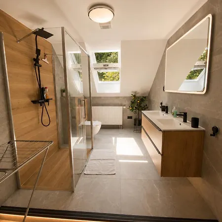 Elysian 1 Apartmán